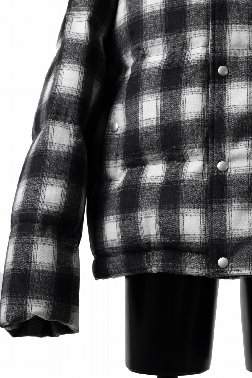 画像をギャラリービューアに読み込む, A.F ARTEFACT HIGH NECK DOWN JACKET / OMBRE CHECK FLANNEL (BLACK x WHITE)