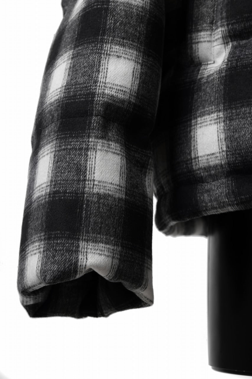 画像をギャラリービューアに読み込む, A.F ARTEFACT HIGH NECK DOWN JACKET / OMBRE CHECK FLANNEL (BLACK x WHITE)