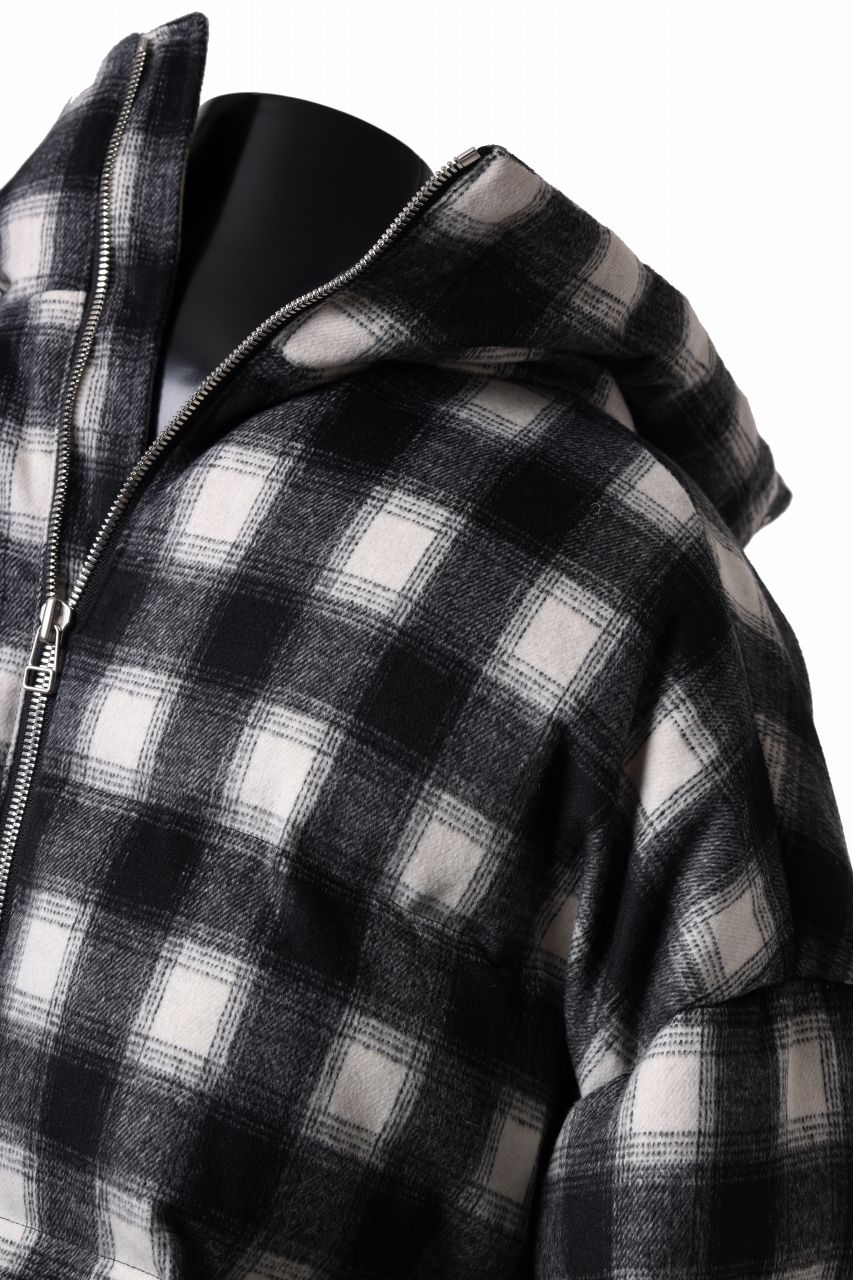 画像をギャラリービューアに読み込む, A.F ARTEFACT HIGH NECK DOWN JACKET / OMBRE CHECK FLANNEL (BLACK x WHITE)