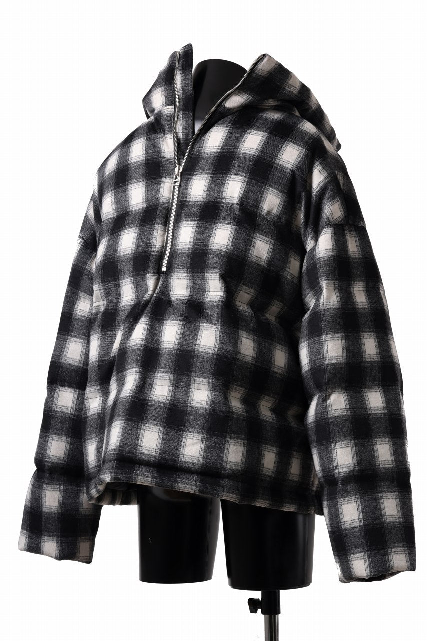 画像をギャラリービューアに読み込む, A.F ARTEFACT HIGH NECK DOWN JACKET / OMBRE CHECK FLANNEL (BLACK x WHITE)