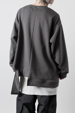 画像をギャラリービューアに読み込む, A.F ARTEFACT BOMBERHEAT® ASYMMETRY LOOP HEM TOPS (DARK GREY)