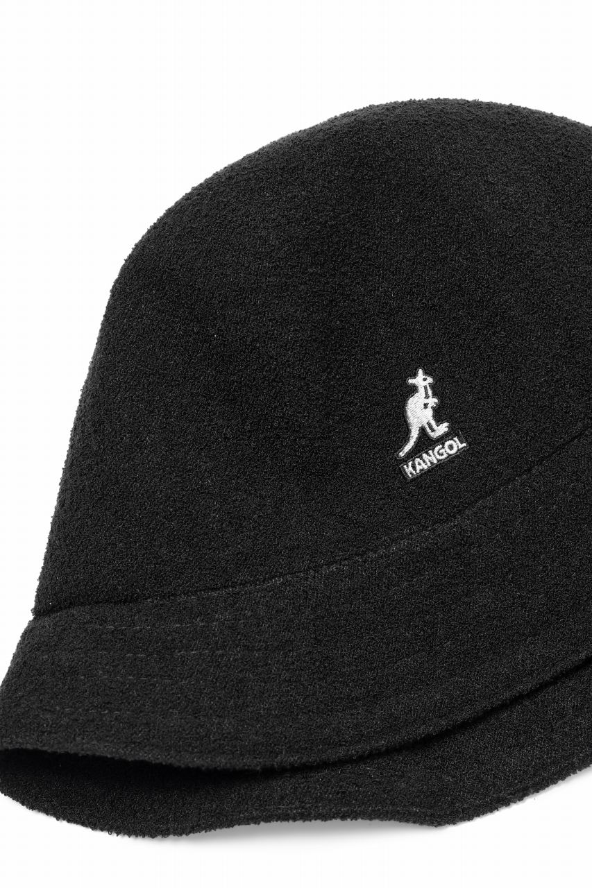 Load image into Gallery viewer, MASTERMIND WORLD x KANGOL® FLIP It RV BERMUDA CASUAL (BLACK)