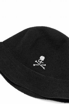 Load image into Gallery viewer, MASTERMIND WORLD x KANGOL® FLIP It RV BERMUDA CASUAL (BLACK)