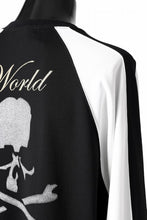 画像をギャラリービューアに読み込む, MASTERMIND WORLD SOUVENIR SWEATSHIRT / REGULAR FIT (BLACK x WHITE)