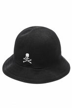 Load image into Gallery viewer, MASTERMIND WORLD x KANGOL® FLIP It RV TROPIC CASUAL (BLACK)