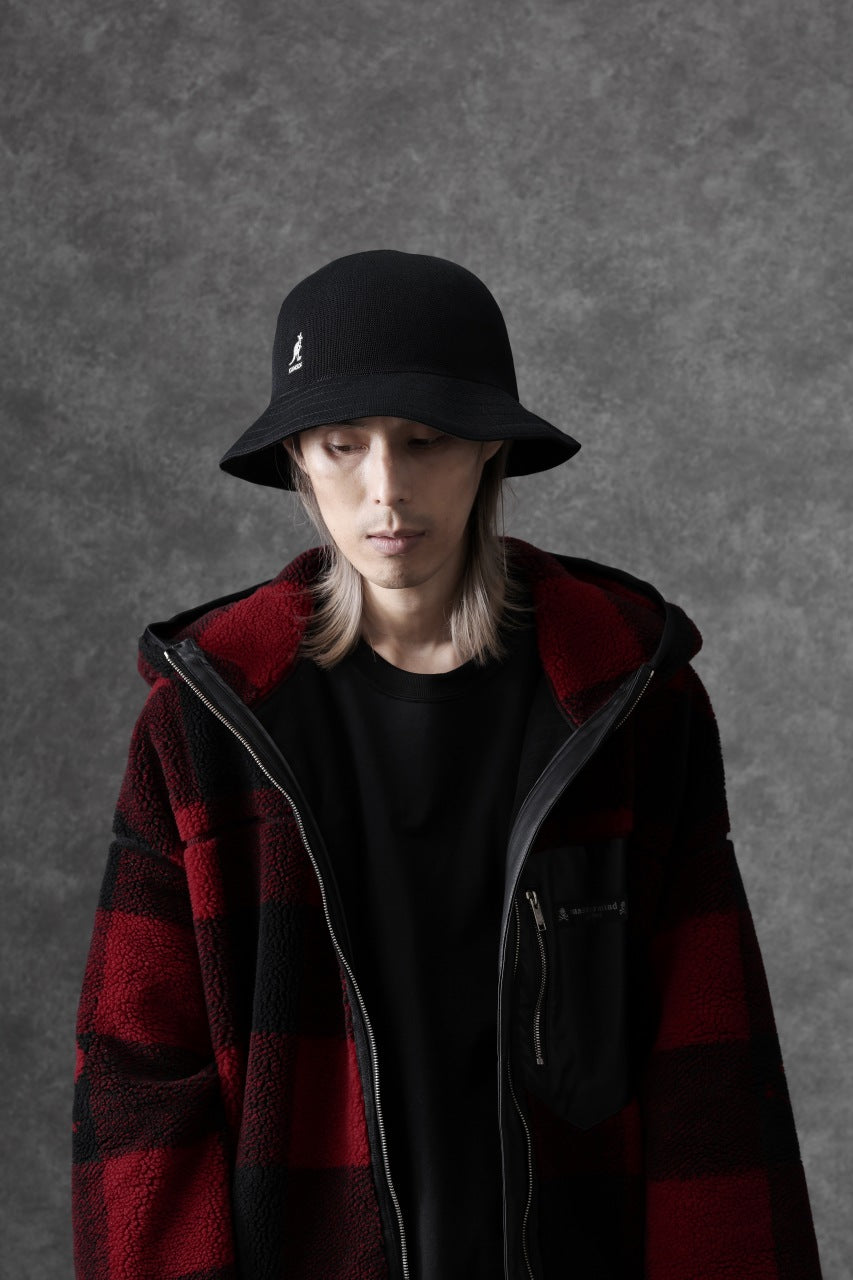 Load image into Gallery viewer, MASTERMIND WORLD x KANGOL® FLIP It RV TROPIC CASUAL (BLACK)