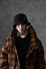 Load image into Gallery viewer, MASTERMIND WORLD x KANGOL® FLIP It RV BERMUDA CASUAL (BLACK)