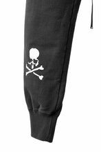 Load image into Gallery viewer, MASTERMIND WORLD x KATHARINE HAMNETT JOGGER PANTS (BLACK)