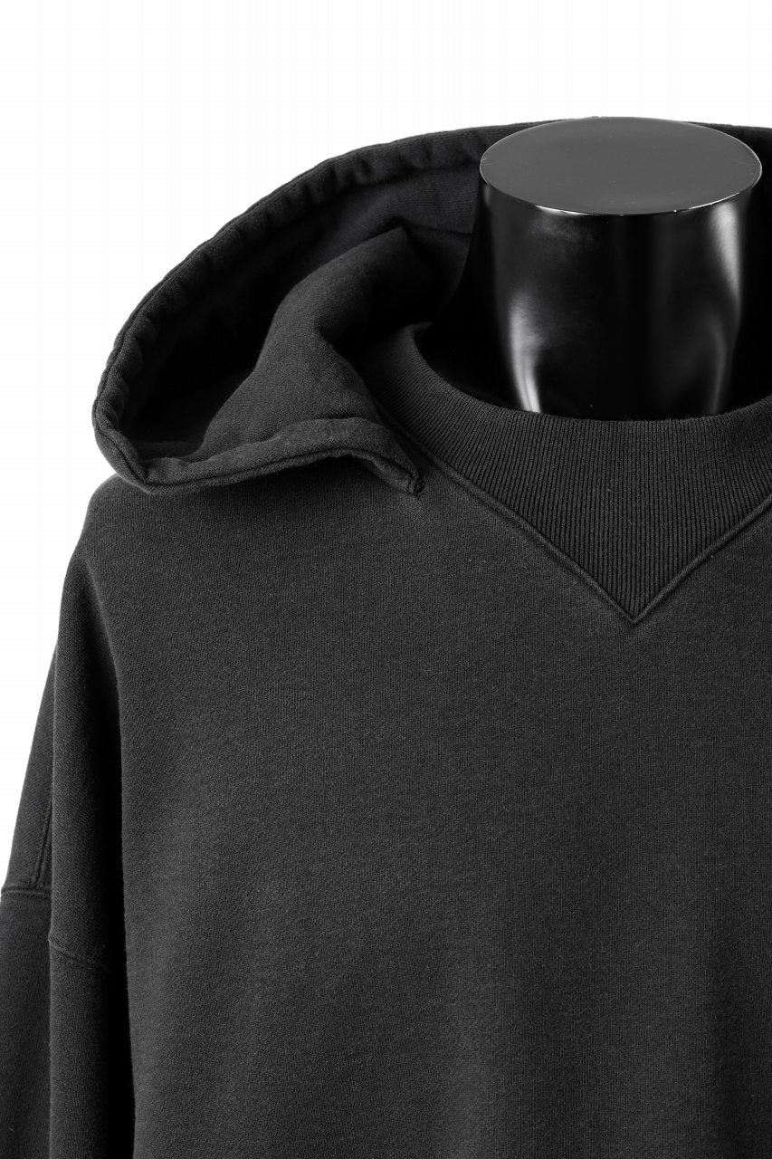 Load image into Gallery viewer, MASTERMIND WORLD x KATHARINE HAMNETT BACK LOGO HOODIE (BLACK)