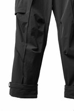 画像をギャラリービューアに読み込む, TARO HORIUCHI / th products NERDRUM / Cargo Pants / recycled nylon stretch taffeta (black)