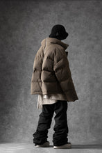 画像をギャラリービューアに読み込む, A.F ARTEFACT TUCK VOLUME BAGGY PANTS / CONY GRUNZE (BLACK)