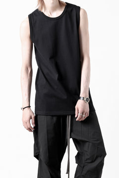 Load image into Gallery viewer, N/07 NO SLEEVE TOP / CLASSIC JERSEY (BLACK)