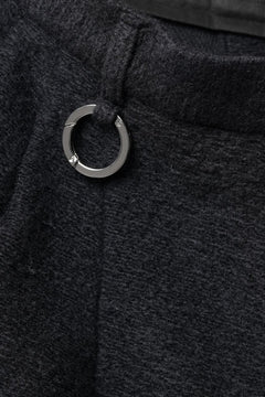 画像をギャラリービューアに読み込む, TARO HORIUCHI / th products KAPOOR / Wide Tapered Pants / travel wool premiere (black)