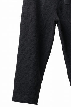 画像をギャラリービューアに読み込む, th products KAPOOR / Wide Tapered Pants / travel wool premiere (black)