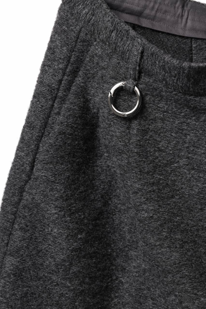 画像をギャラリービューアに読み込む, TARO HORIUCHI / th products KAPOOR / Wide Tapered Pants / travel wool premiere (gray)