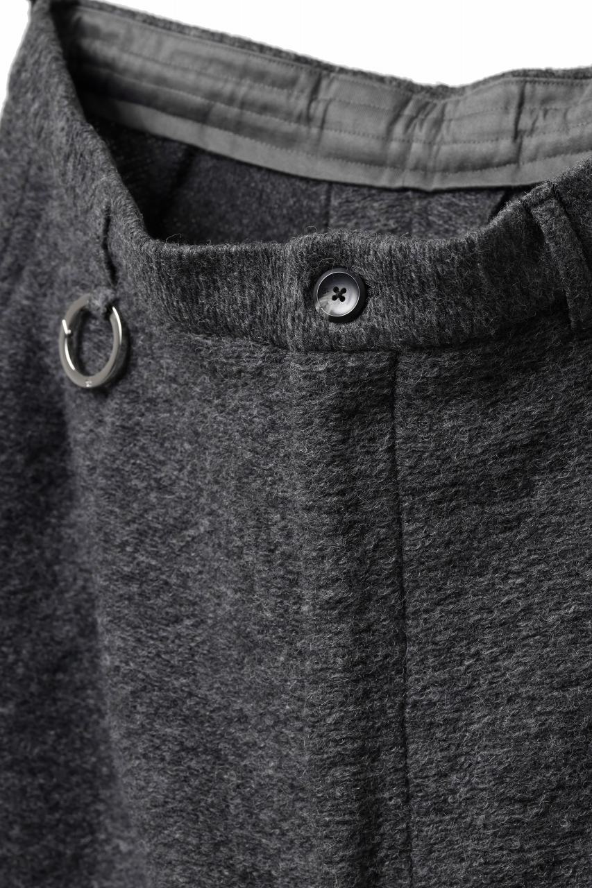 画像をギャラリービューアに読み込む, TARO HORIUCHI / th products KAPOOR / Wide Tapered Pants / travel wool premiere (gray)