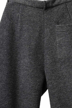 画像をギャラリービューアに読み込む, th products KAPOOR / Wide Tapered Pants / travel wool premiere (gray)