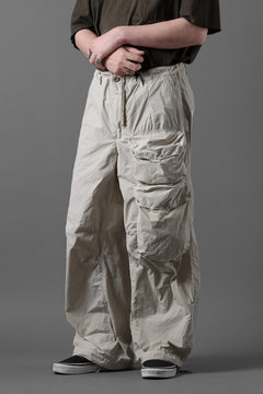 画像をギャラリービューアに読み込む, Ten c CARGO TROUSERS / GARMENT DYED LIGHT NYLON TACTEL MID LAYER (BEIGE)