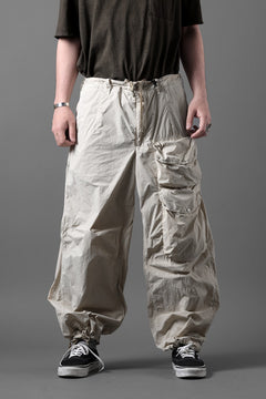画像をギャラリービューアに読み込む, Ten c CARGO TROUSERS / GARMENT DYED LIGHT NYLON TACTEL MID LAYER (BEIGE)
