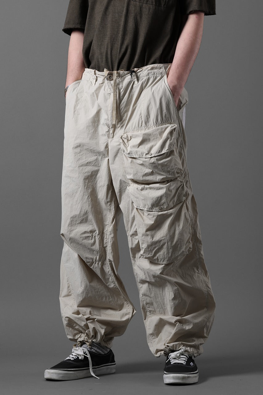 画像をギャラリービューアに読み込む, Ten c CARGO TROUSERS / GARMENT DYED LIGHT NYLON TACTEL MID LAYER (BEIGE)