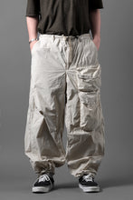 画像をギャラリービューアに読み込む, Ten c CARGO TROUSERS / GARMENT DYED LIGHT NYLON TACTEL MID LAYER (BEIGE)