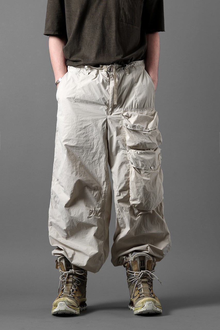 画像をギャラリービューアに読み込む, Ten c CARGO TROUSERS / GARMENT DYED LIGHT NYLON TACTEL MID LAYER (BEIGE)