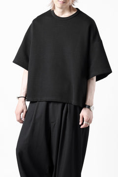 画像をギャラリービューアに読み込む, N/07 OVERSIZE TOP / RIBBED CARDBOARD KNIT JERSEY (BLACK)