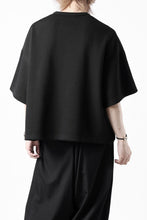 画像をギャラリービューアに読み込む, N/07 OVERSIZE TOP / RIBBED CARDBOARD KNIT JERSEY (BLACK)