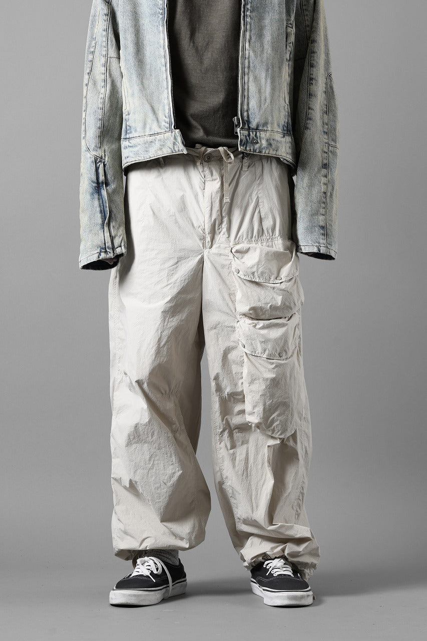 画像をギャラリービューアに読み込む, Ten c CARGO TROUSERS / GARMENT DYED LIGHT NYLON TACTEL MID LAYER (BEIGE)
