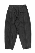 画像をギャラリービューアに読み込む, KLASICA "VICTOR" BACK SEAM TAPERED TROUSERS / LIGHT WEIGHT DARK RANDOM STRIPE RAMIE (IRON STRIPE)