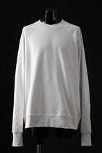 画像をギャラリービューアに読み込む, thom/krom CREW NECK TOPS / USED EFFECT COTTON SWEAT (CREAM)