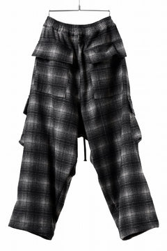 画像をギャラリービューアに読み込む, A.F ARTEFACT HEM-STRING WIDE CARGO PANTS / OMBRE FLANNEL(BLACK x WHITE)