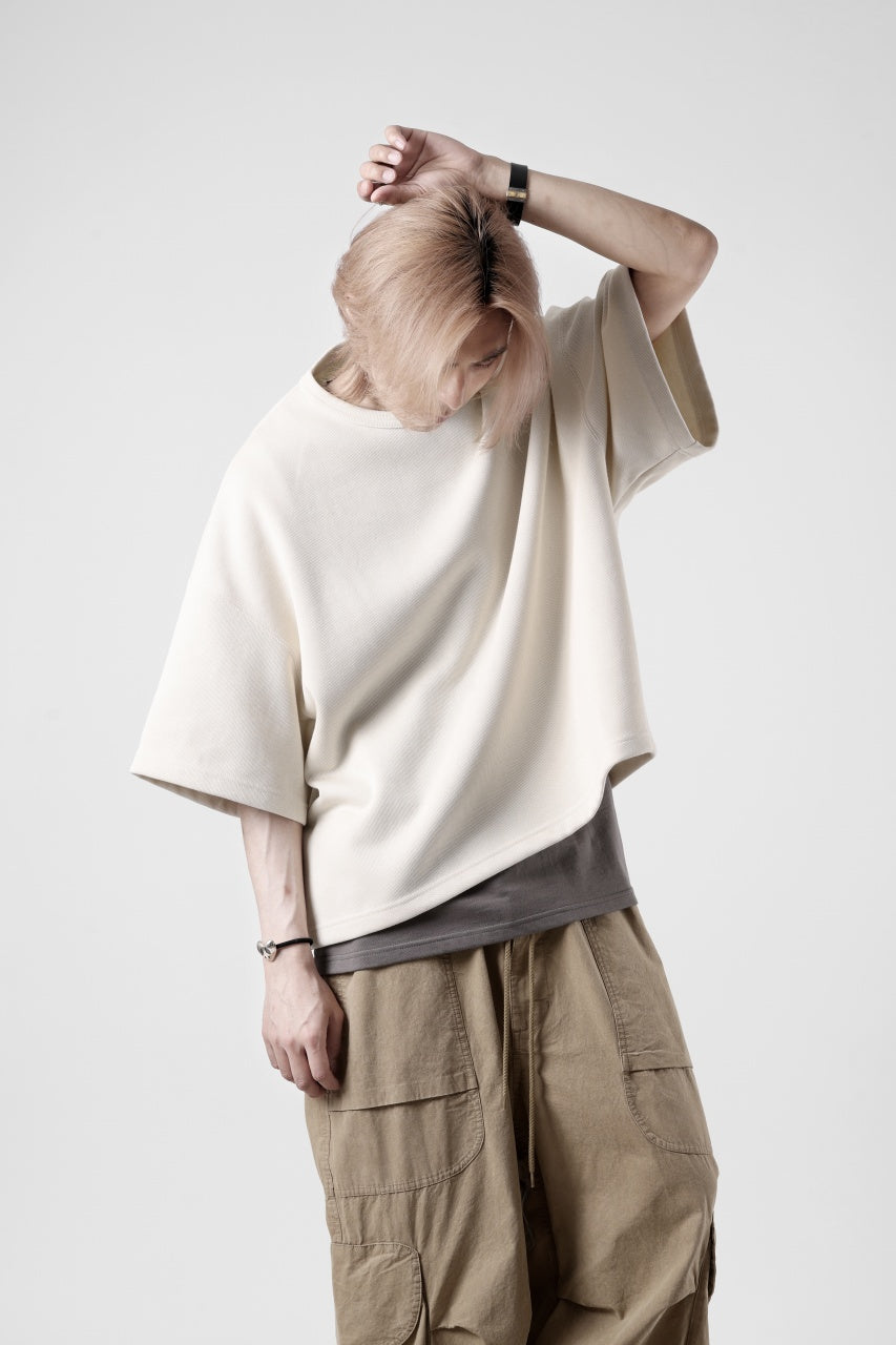 画像をギャラリービューアに読み込む, N/07 OVERSIZE TOP / RIBBED CARDBOARD KNIT JERSEY (IVORY)