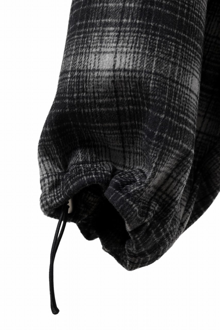 画像をギャラリービューアに読み込む, A.F ARTEFACT HEM-STRING WIDE CARGO PANTS / OMBRE FLANNEL(BLACK x WHITE)