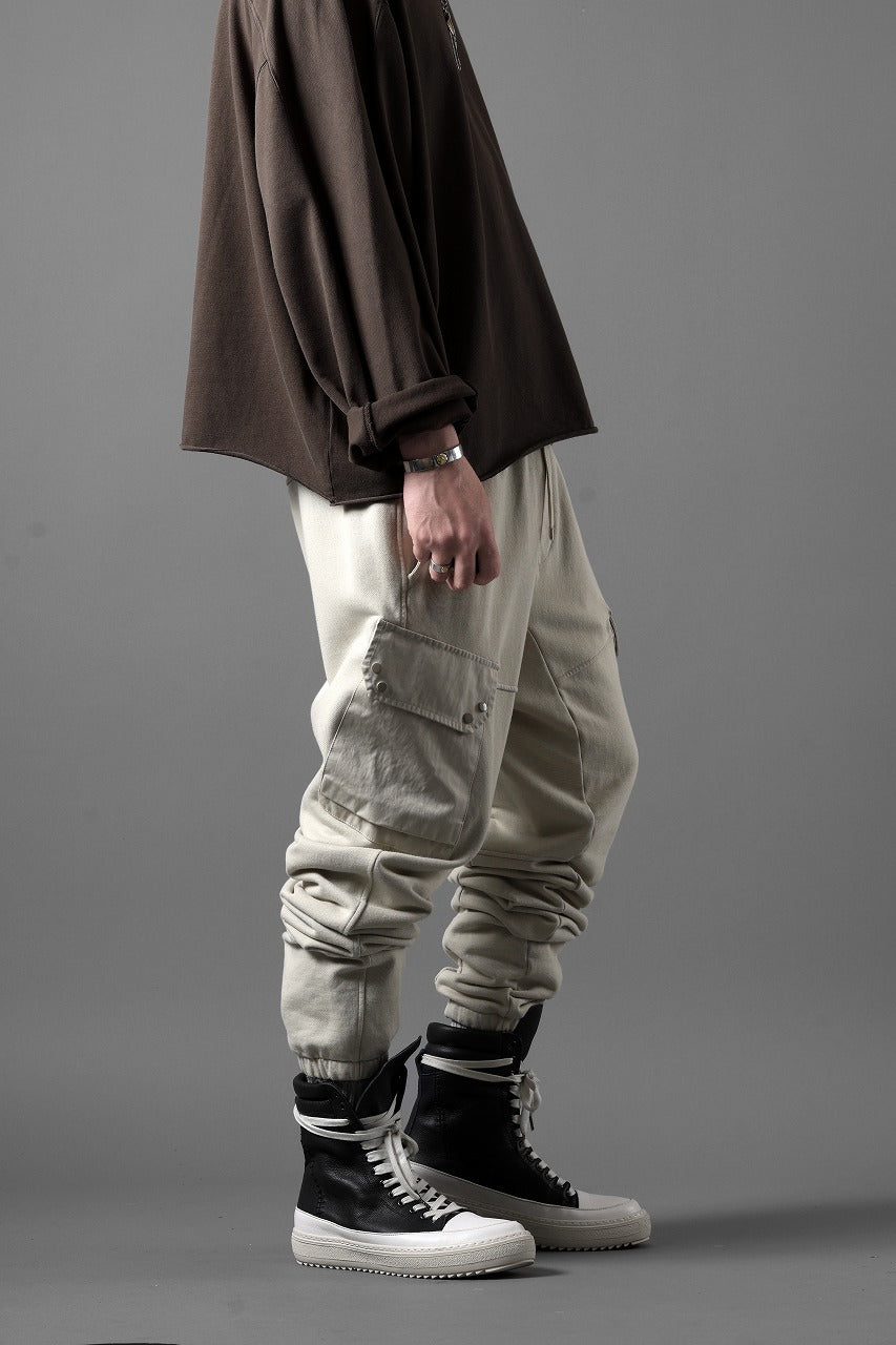 画像をギャラリービューアに読み込む, Ten c SWEAT PANTS / GARMENT DYED DIRECT FIXED DIAGONAL FLEECE + OJJ 11oz (BEIGE)