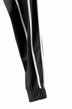 画像をギャラリービューアに読み込む, thom/krom DROP CROTCH TROUSERS / ELASTIC NYLON + REFLECTION PIPING (BLACK)