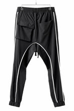 画像をギャラリービューアに読み込む, thom/krom DROP CROTCH TROUSERS / ELASTIC NYLON + REFLECTION PIPING (BLACK)