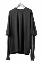 画像をギャラリービューアに読み込む, thom/krom OVERSIZED LAYER PIPING SLEEVE TEE / COTTON JERSEY (BLACK)