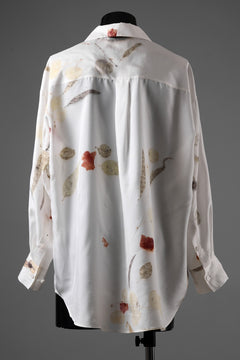 画像をギャラリービューアに読み込む, Feng Chen Wang NATURAL PLANT DYE SHIRT (WHITE)