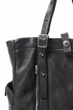 Load image into Gallery viewer, ISAMU KATAYAMA BACKLASH ZIP TOTE BAG / OBJECT DYED JAPAN ROUGH STEER (BLACK)