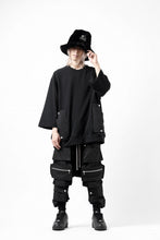 画像をギャラリービューアに読み込む, A.F ARTEFACT FLAP-DETAIL COMBINATION TOPS (BLACK)