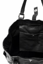 Load image into Gallery viewer, ISAMU KATAYAMA BACKLASH ZIP TOTE BAG / OBJECT DYED JAPAN ROUGH STEER (BLACK)