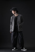 Load image into Gallery viewer, KLASICA GOSSE TWO TUCKED TROUSERS / SURPHER DYED MOLE SKIN (DEEP SEA)