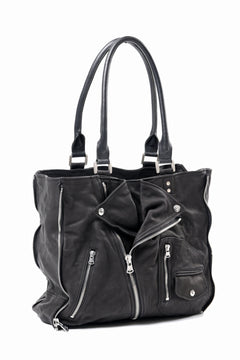 Load image into Gallery viewer, ISAMU KATAYAMA BACKLASH JAPAN CALF GARMENT-WASH RIDERS TOTE BAG (BLACK)