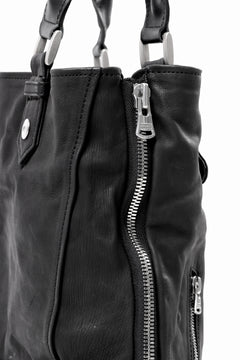Load image into Gallery viewer, ISAMU KATAYAMA BACKLASH JAPAN CALF GARMENT-WASH RIDERS TOTE BAG (BLACK)