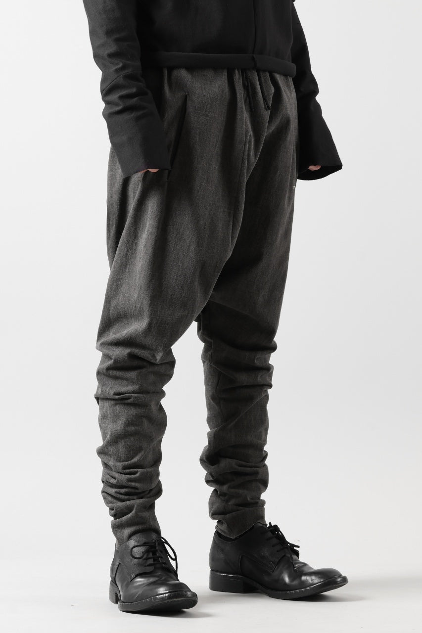 Load image into Gallery viewer, m.a+ elastic waist low crotch 2 pocket pants / P571/MJP1 (CARBON)