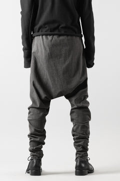 Load image into Gallery viewer, m.a+ elastic waist low crotch 2 pocket pants / P571/MJP1 (CARBON)