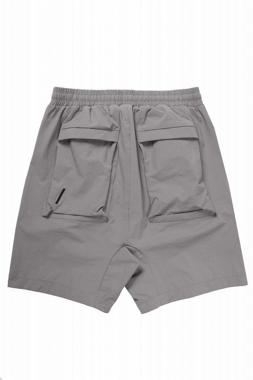 Load image into Gallery viewer, thom/krom ZIP DETAIL SHORTS / RIPSTOP STRETCH NYLON (ROCK)