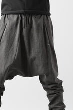 Load image into Gallery viewer, m.a+ elastic waist low crotch 2 pocket pants / P571/MJP1 (CARBON)