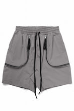 Load image into Gallery viewer, thom/krom ZIP DETAIL SHORTS / RIPSTOP STRETCH NYLON (ROCK)